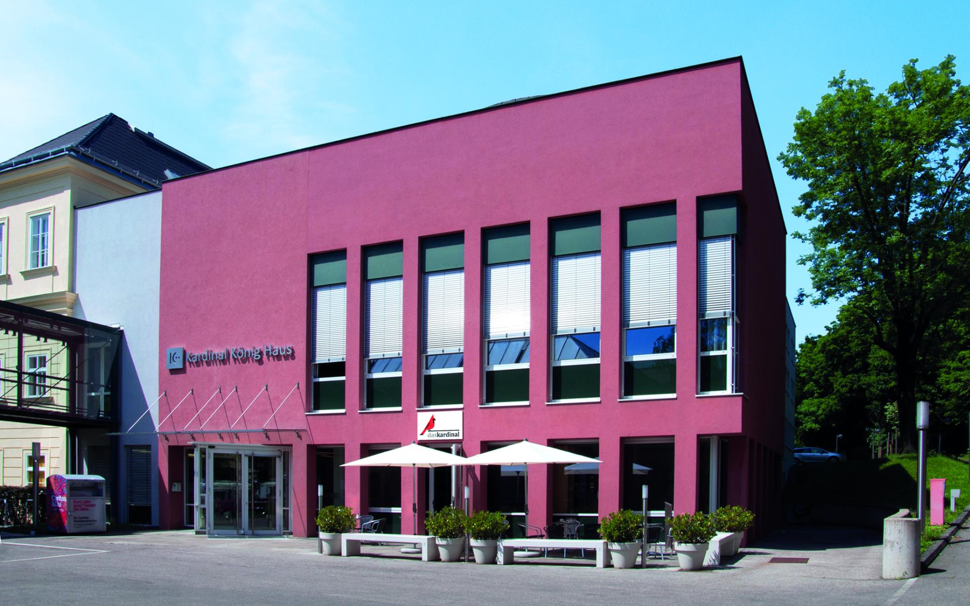 Kardinal König Haus Eingang